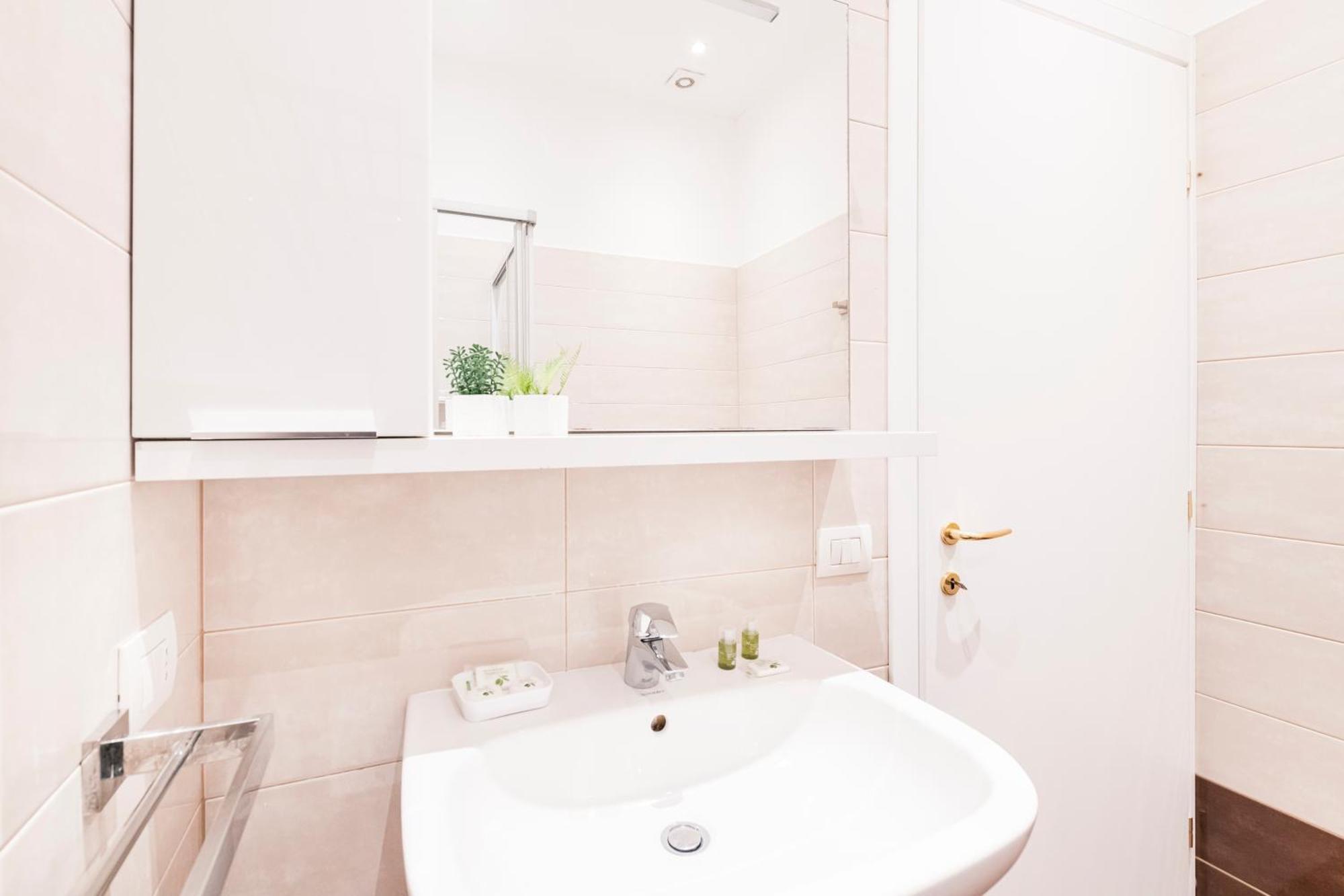 Magic Flat In Duomo By Easylife * Milan